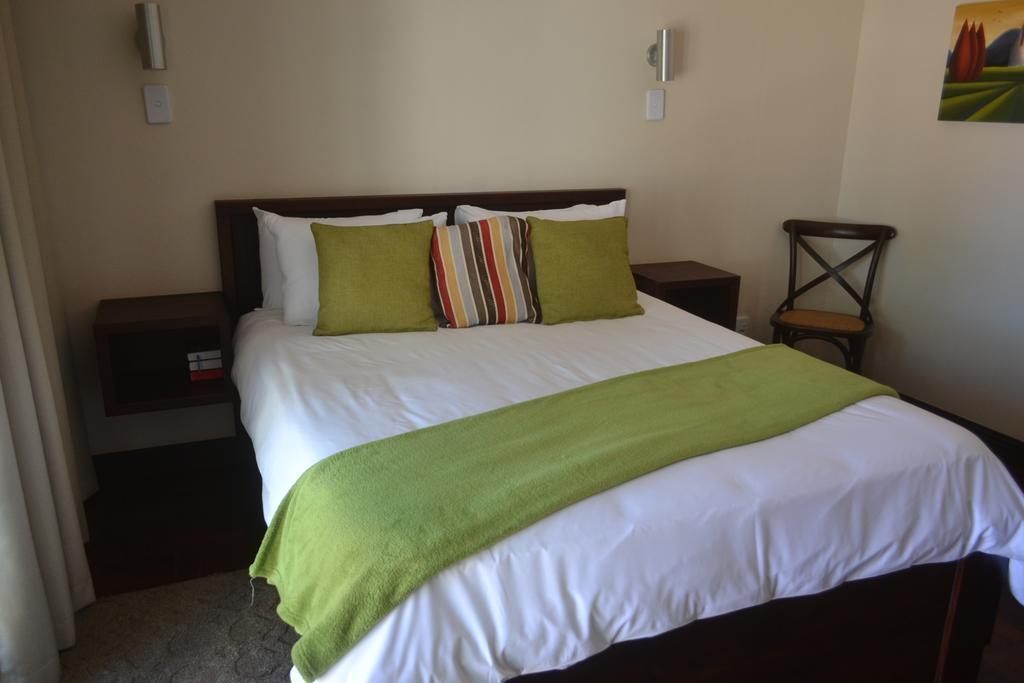 Be At Home Guesthouse เคลิร์กสดอร์ป ภายนอก รูปภาพ